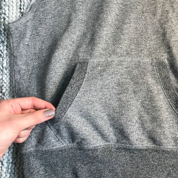 ROOTS Grey Sweatshirt Tank with Hood XS - Picture 3 of 7